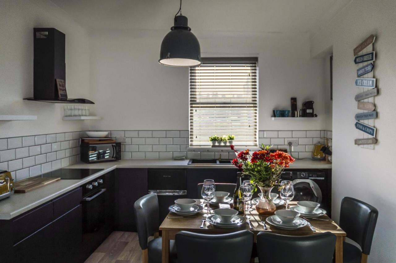 Ivydene - 3 Bedroom Holiday Home - Tenby Kültér fotó