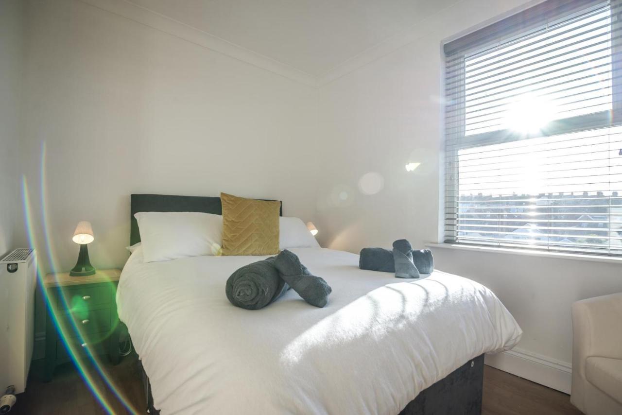 Ivydene - 3 Bedroom Holiday Home - Tenby Kültér fotó
